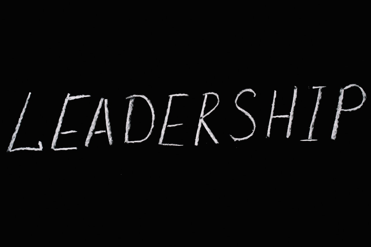 The Best Leadership Essay Examples and Writing Guide
